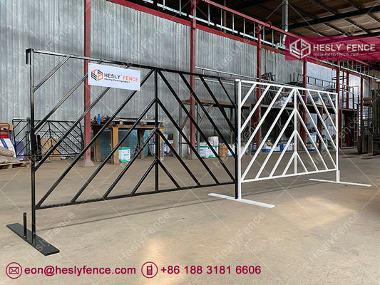 الصين ارتفاع 1.1m Mod Elite Steel Fence Panel 6' crowd barrier أسود سياج شيفرون مسحوق أبيض اللون المزود
