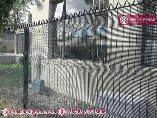 358 سياج أمني عالي مضاد للتسلق | شبكة مضادة للقطع | سياج شبكي ملحوم مع قمة شفرات حلاقة - HeslyFence المزود