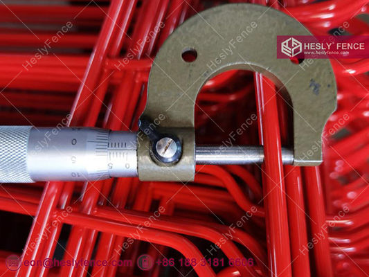 سياج شبكي سلكي مزدوج مزخرف | 868 لوحة شبكية صلبة | سياج شبكي ديكور | فتحة 60 × 200 ملم | 60X60 عمود SHS - هيسلي المزود