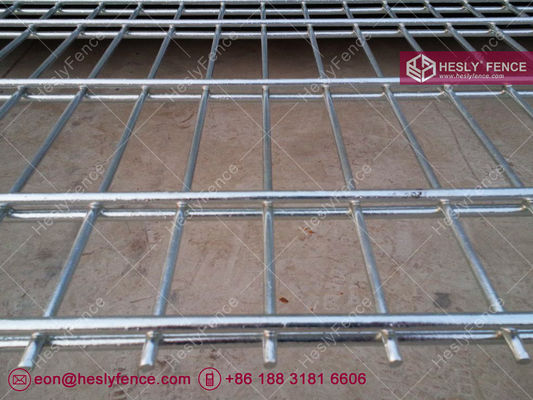 شبكة سياج HESLY 868 | لوح سياج صلب وقوي | سياج محيط رياضي | 2X2.5 متر | سلك 8 مم × 2 + 6 مم | أخضر داكن - Hesly المزود