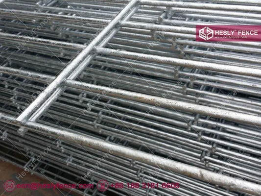 شبكة سياج HESLY 868 | لوح سياج صلب وقوي | سياج محيط رياضي | 2X2.5 متر | سلك 8 مم × 2 + 6 مم | أخضر داكن - Hesly المزود