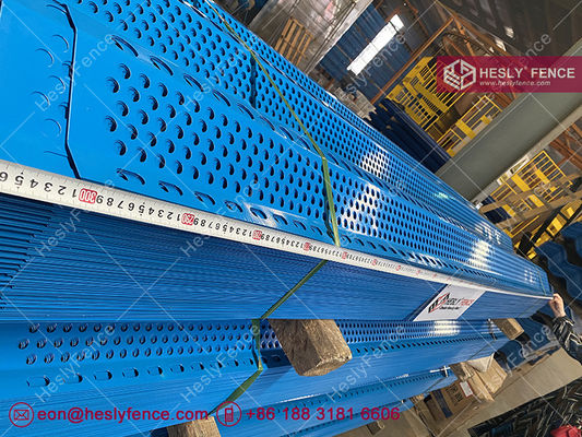 لوحة عازلة للرياح الفولاذية المثقوبة لوحة طولها 3 أمتار ملصق بالبودر الأزرق 38٪ فتح نظام التحكم في الرياح والغبار المزود