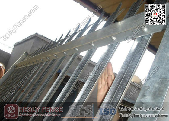 سياج من الصلب الباهت من القسم "D" (الشركة المصنعة/المصدر) المزود