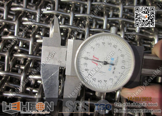 شبكة سلكية مجعدة من الفولاذ المقاوم للصدأ | شاشة غربلة مينغ من AISI 304 المزود