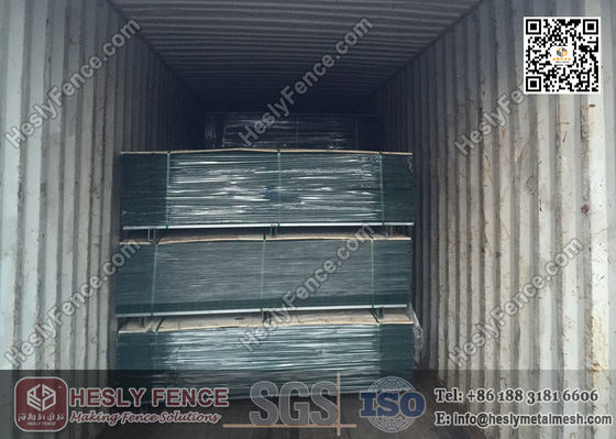 ألواح السياج المصفحة بالأسلاك اللاصقة المزود