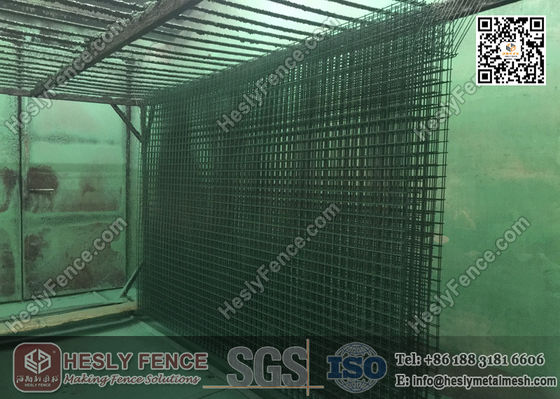 ألواح السياج المصفحة بالأسلاك اللاصقة المزود