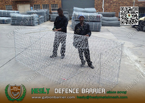 2.0mm 60X80mm 2X1X1m سلة التراب المنسوجة شبكة سداسية مع غطاء المزود