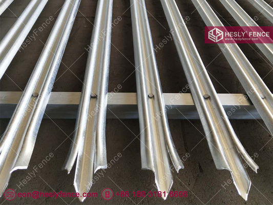 1.8×2.75م حصار الحديد مع مسحوق مغلف بالبودرة المزود