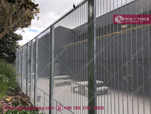 358 شبكة سلكية ملحومة | مانع للتسلق | مانع للقطع | سياج مجلفن | مصنع HeslyFence الصين المزود