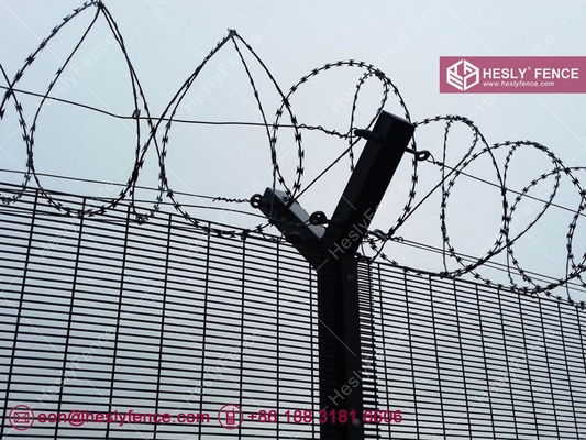 سياج مضاد للتسلق عالي الأمن RAL6005 اللون الأخضر الصين المصنع المزود