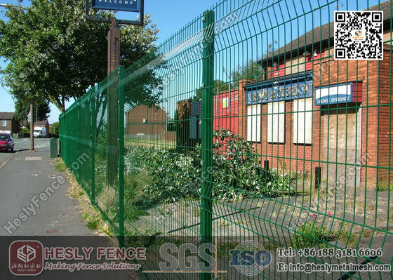 ألواح سياج شبكي ملحوم مطلي بـ PVC بارتفاع 1.8 متر × عرض 3.0 متر المزود