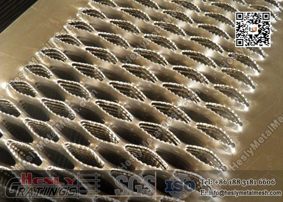 شباك الأمان المعدني بطول 4 أمتار مع سطح متعرج المزود