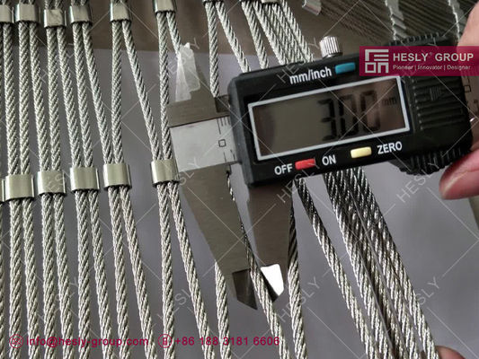 شبكة أمان محيط السفينة من الفولاذ المقاوم للصدأ. كابل 3.0 ملم. فتحة 50 ملم × 50 ملم. المزود