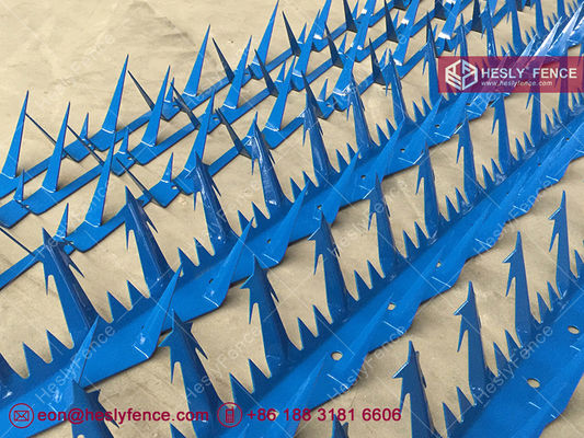 مسامير جدار مطلية بالمسحوق الأسود | مسامير شفرات علوية للسياج | مسامير مانعة للتسلق | علامة HeslyFenc التجارية الصين المزود