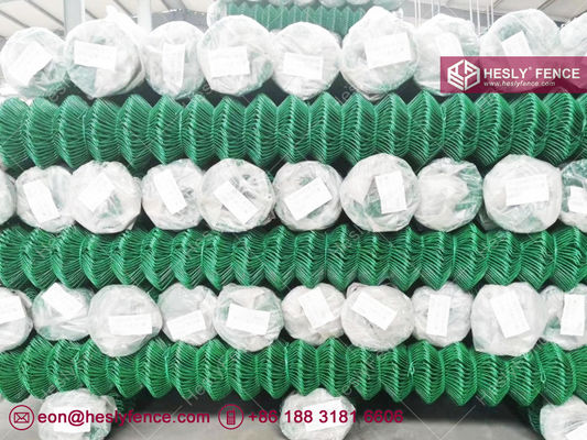 شبكة سياج سلكية مطلية بالـ PVC الأخضر | فتحة شبكة 50X50 مم | سلك 4.0 مم - Hesly Fence، الصين المزود