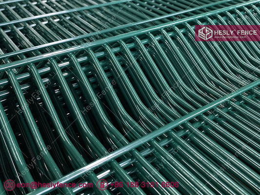 ألواح سياج مضادة للتسلق | سياج شبكي عالي الأمان مطلي بالمسحوق | 358 سياج - ماركة HESLY المزود