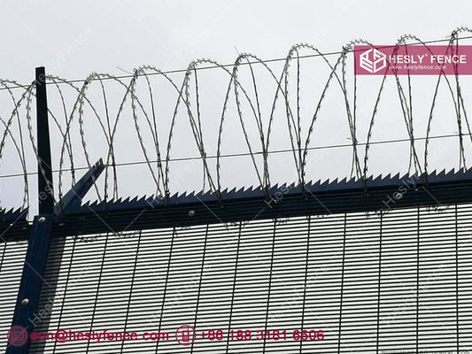 358 سدّ شبكيّ عالي الأمن. سدّ مضاد للتسلق. سدّ مضاد للقطع. سدّ مغلف بالبودر أسود. سلك من 4 ملم. المزود