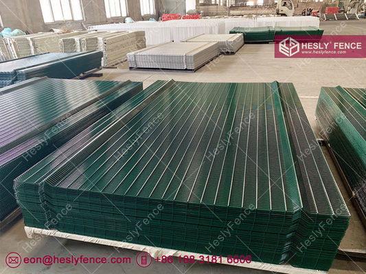 358 شبكة سياج أمني | سلك 8 مقياس | فتحة 1/2 بوصة × 3 بوصة | مطلي بالمسحوق الأخضر - Hesly Fence - الصين المزود