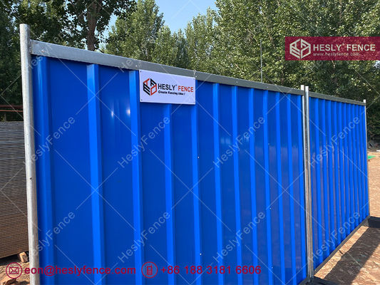 ألواح فولاذية مؤقتة. ورقة فولاذية من 0.4 ملم. لون رمادي. ارتفاع 2.0 م. كتلة مطاطية. المزود