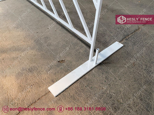 ارتفاع 1.1m Mod Elite Steel Fence Panel 6' crowd barrier أسود سياج شيفرون مسحوق أبيض اللون المزود