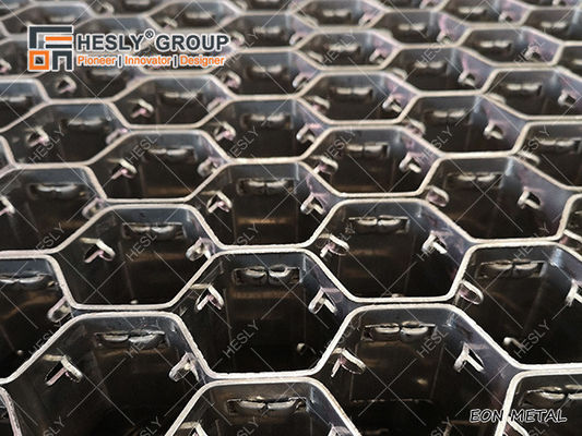 شبكة سداسية مرنة بسمك 2 بوصة من AISI310S لتبطين الحراريات، فتحة سداسية 50 مم، مصنع صيني المزود