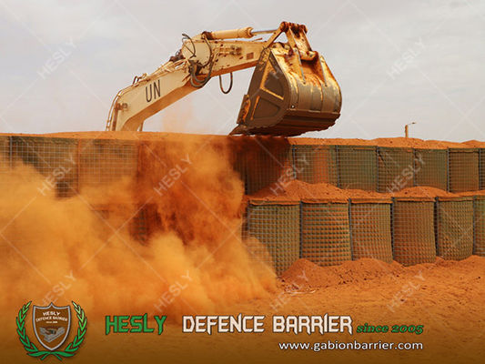 الحاجز العسكري للأمم المتحدة PKF HESLY Bastion Barrier ، ارتفاع 1.37m محاط بمنسوجات الأرضية الثقيلة ، اللون الأخضر المزود