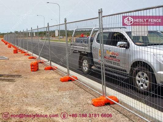 2.0m عالية الإنشاءات المؤقتة الألواح السياج مع النمط النفخ البرتقالي الكتلة البلاستيكية، 42micron متر غلف المزود