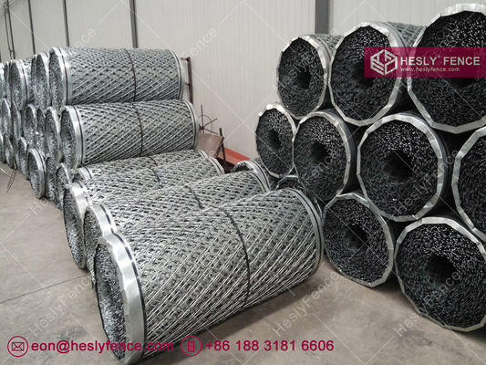 سياج شبكي ملحوم مع طلاء مسحوق، شفرة حلاقة BTO-22، ثقب ماسي 75×150 مم، الصين HeslyFence المزود