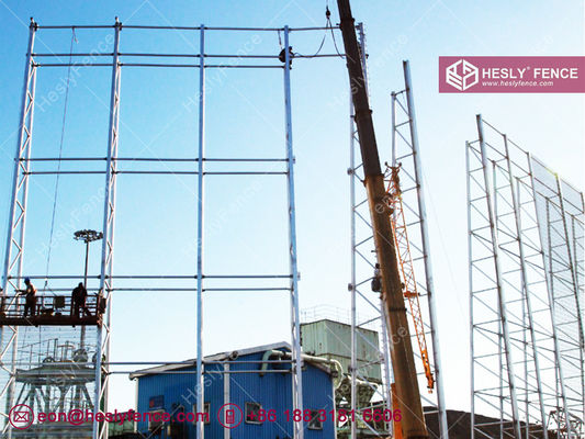 جدار سياج عازل للرياح من الصلب بطول 10 أمتار لمكافحة الغبار في الميناء، نسبة فتحة 35٪ - 40٪، اللون الأزرق RAL5005 المزود