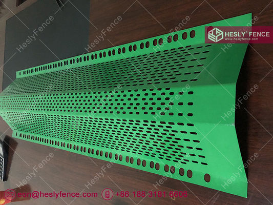 حواجز كسر الرياح ذات ذروة واحدة للرياح والغبار سياج مكافحة 1.5 مليمتر سمك 300 مليمتر عرض المزود