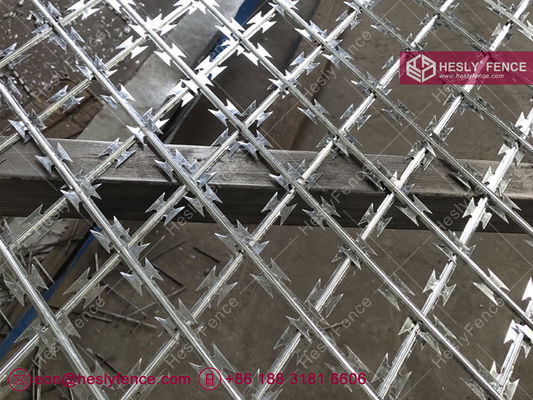 حواجز الشبكة الحلزونية لـ"ريبر ريزر" H2.5mX6.0m 75x150mm ثقب ماس CBT-65 CBT-60 - HeslyFence_CHINA المزود