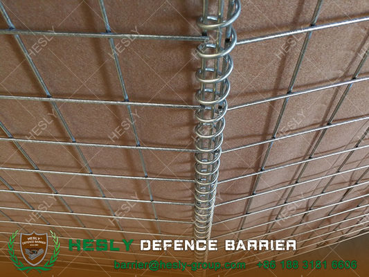 الحواجز الدفاعية HESLY MDB10 ارتفاع 2.21m سمك السلك 5.0mm حفرة مربعة 3 × 3 المزود
