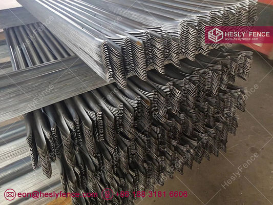 سياج من الصلب بارتفاع 2.4 متر على شكل "D" عرض 2.75 متر | مصنع هيسلي الصين للسياج باليسيد المزود