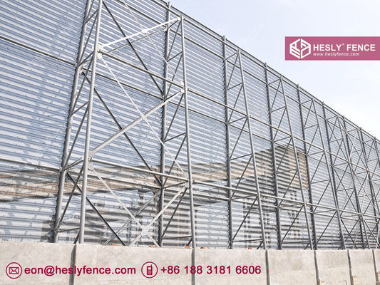 سياج واقٍ من الرياح مثقوب مموج | نسبة فتح 40% | مطلي بالمسحوق الأزرق | ارتفاع 10 متر - HeslyFence المزود