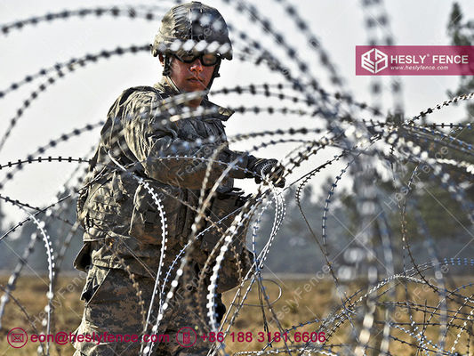 BTO-16 سلك شائك مجلفن بالغمس الساخن، قطر 1100 مم، HeslyFence، الصين المزود