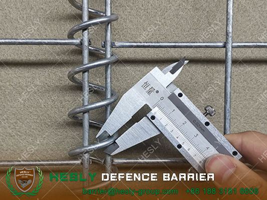 الحواجز الدفاعية العسكرية HESLY الجدار المزود